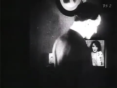 John Stuart como Hugh en 'El jardín de la alegría' (1925, Alfred Hitchcock)