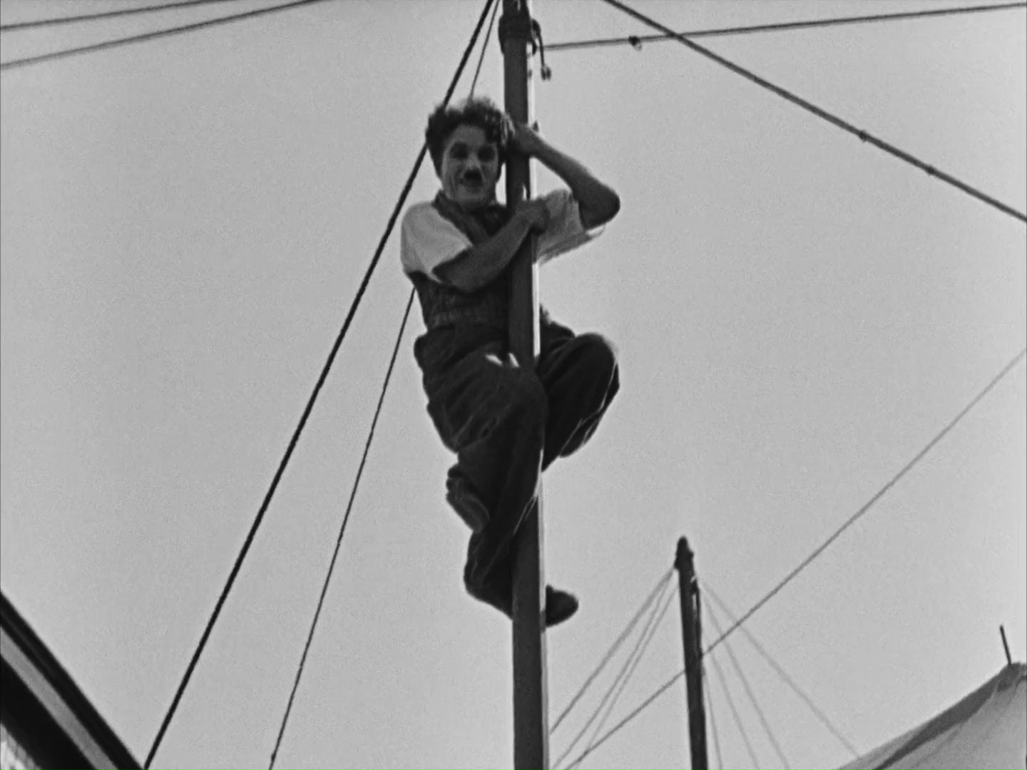 Charles Chaplin (el vagabundo) en 'El circo' (1928, Charles Chaplin)