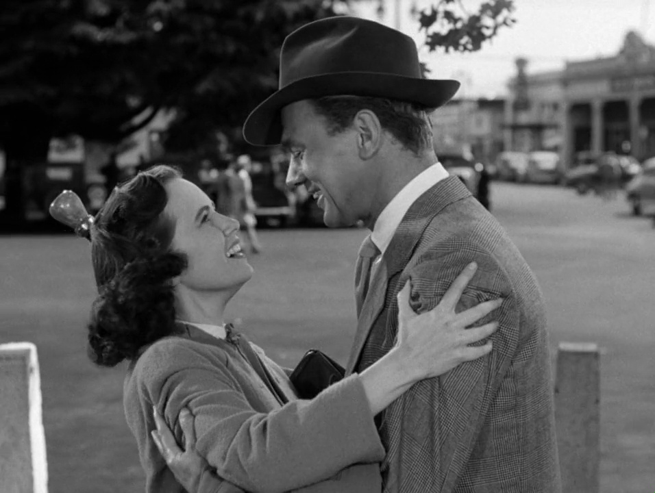Joseph Cotten (el tío Charlie) y Teresa Wright (la sobrina Charlie) en 'La sombra de una duda' (1943, Alfred Hitchcock)