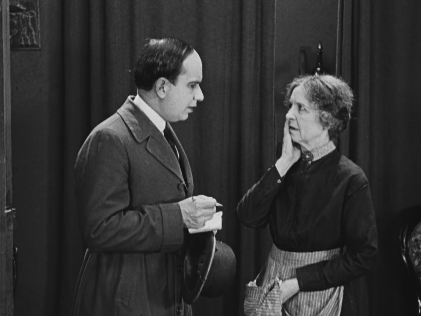 Lydia Knott (Madre de Jean) en 'Una mujer de París' (1923, Charles Chaplin)