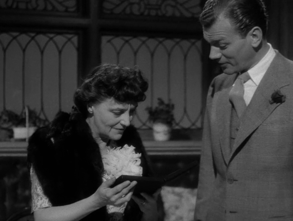 Joseph Cotten (el tío Charlie) y Patricia Collinge (Emma Newton) en 'La sombra de una duda' (1943, Alfred Hitchcock)