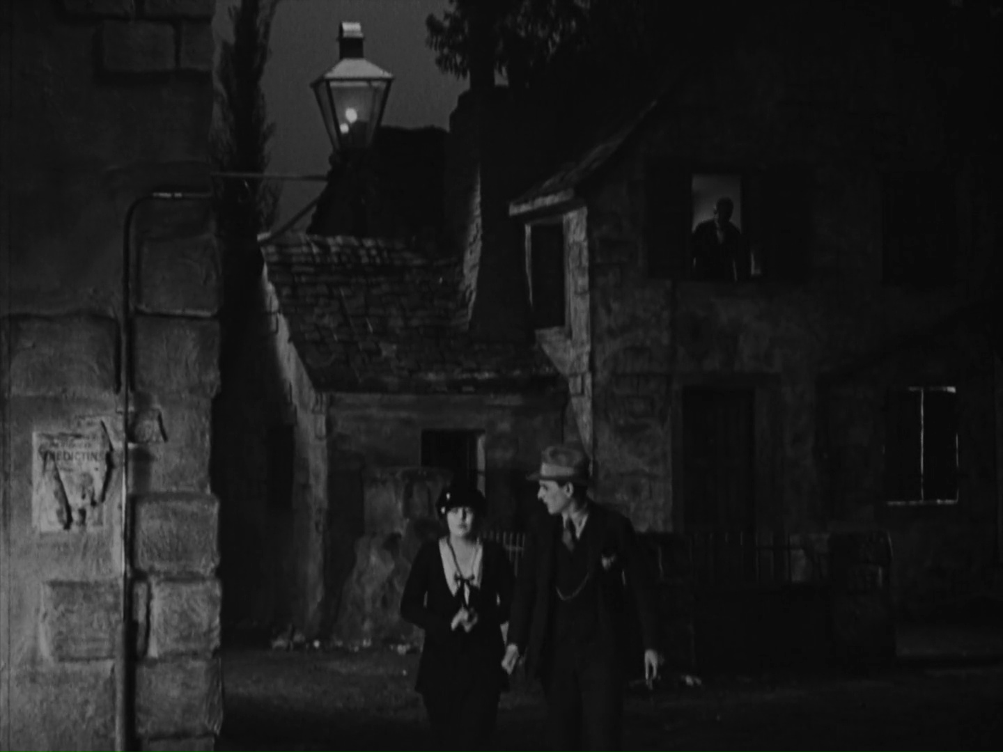 Edna Purviance (Marie St. Clair) y Carl Miller (Jean Millet) en 'Una mujer de París' (1923, Charles Chaplin)