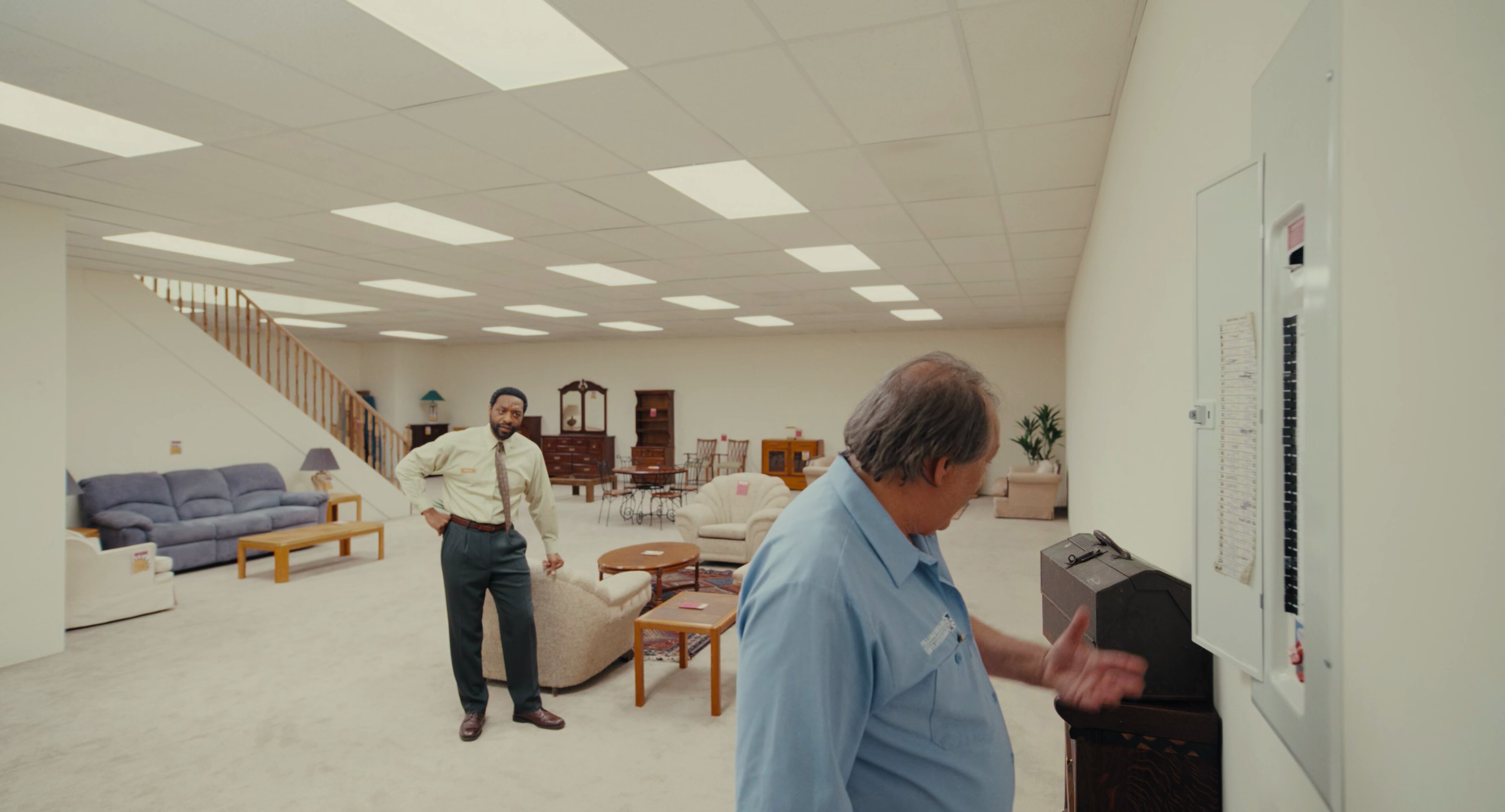 Chiwetel Ejiofor como Clark en 'Backrooms', 2026, de Kane Parsons.